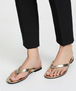 Elegant Golden Color Women’s Slippers, Stylish And Comfortable Flat Sandals