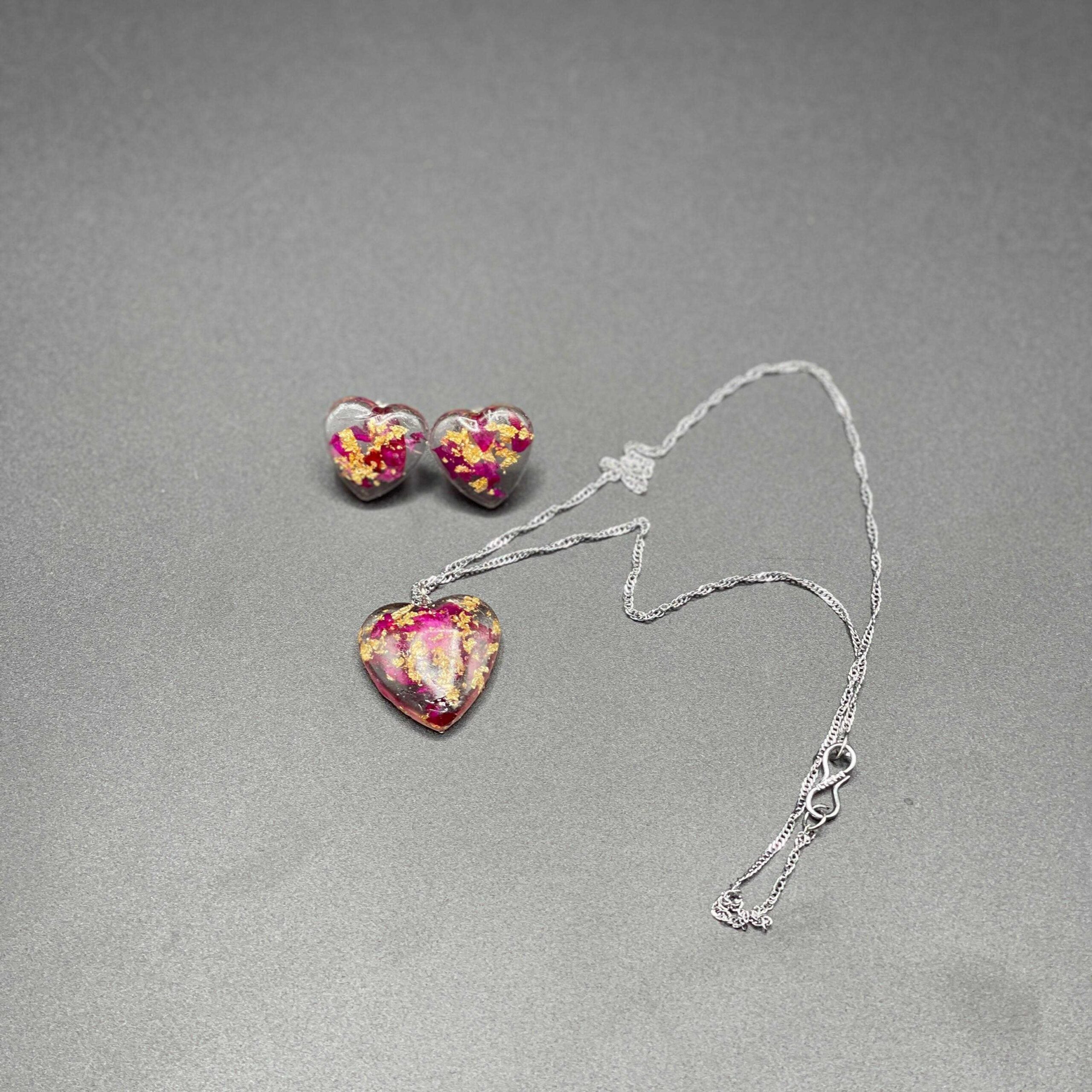 Handmade Heart Resin Jewellery Set With Dried Flowers And Gold Foil - Image 3