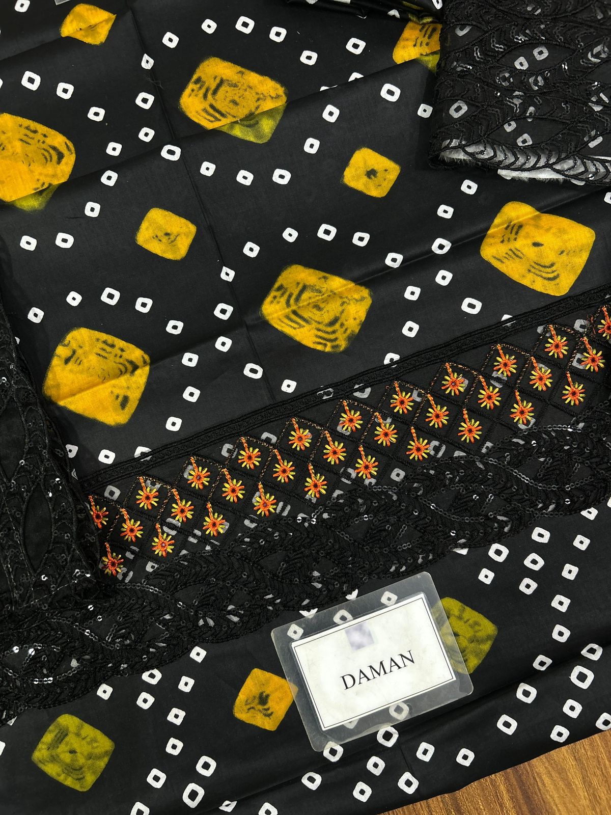 Aneela's - Luxury Lawn Suit - Image 3