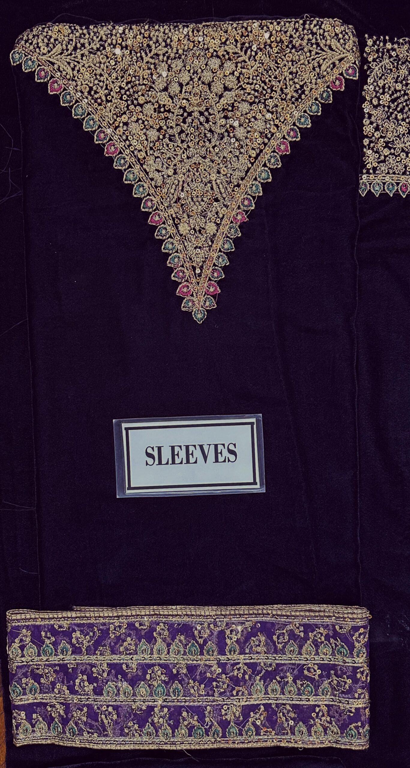 Jazmin - Embroidered Velvet Suit - Image 5