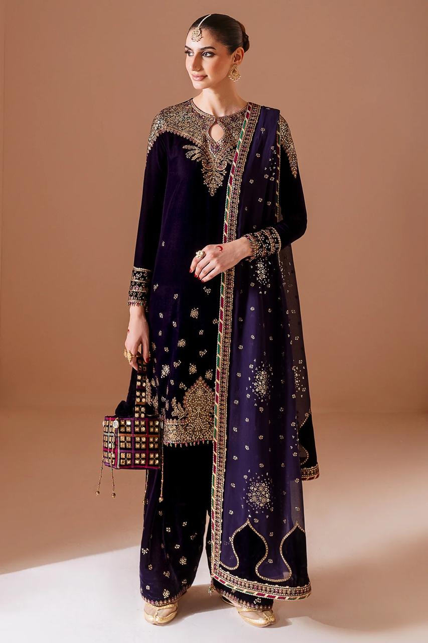 Jazmin - Embroidered Velvet Suit