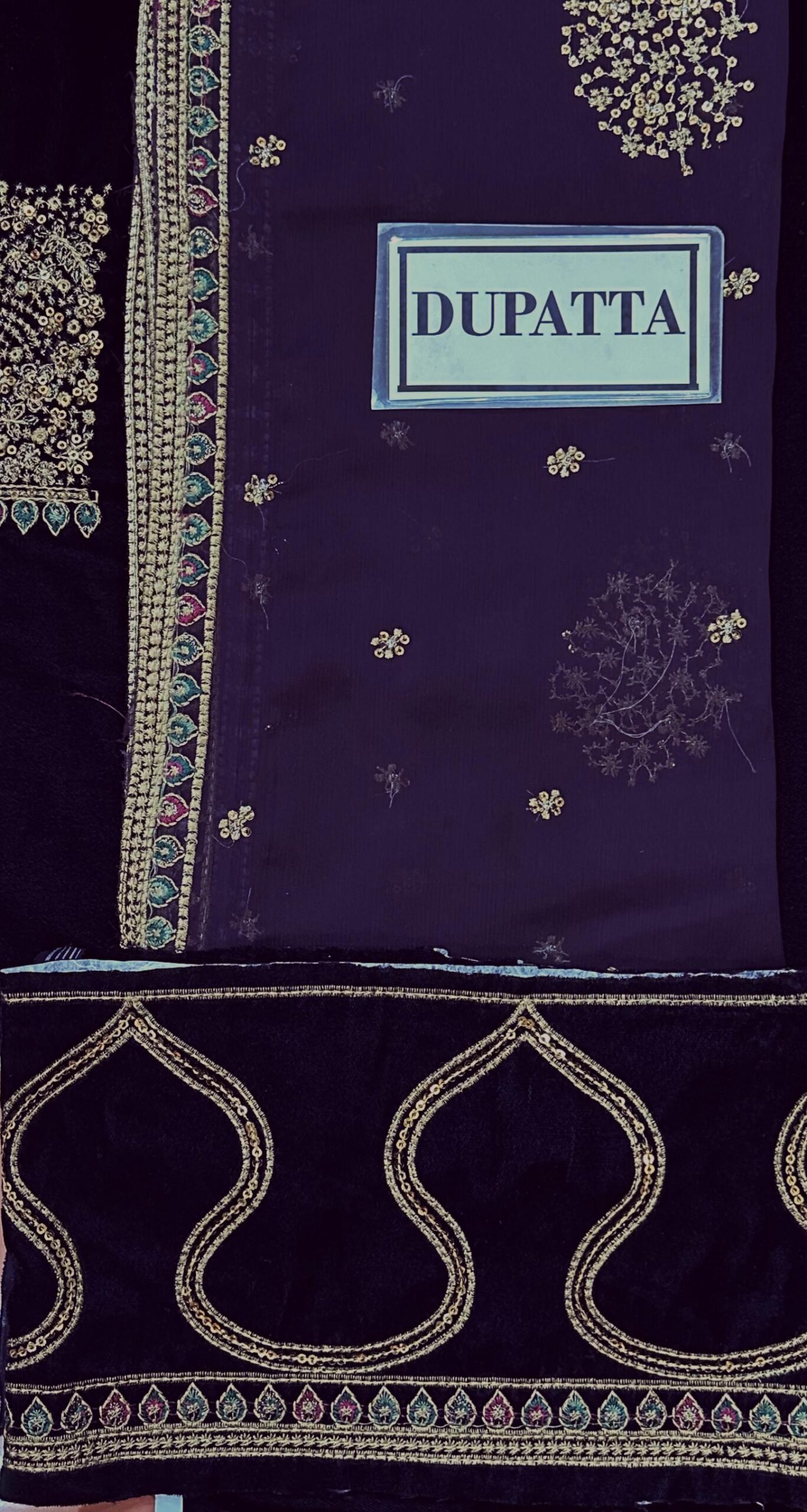 Jazmin - Embroidered Velvet Suit - Image 9